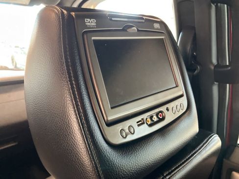 Used 2016 Ford Expedition EL Limited w/ Equipment Group 301A image 30