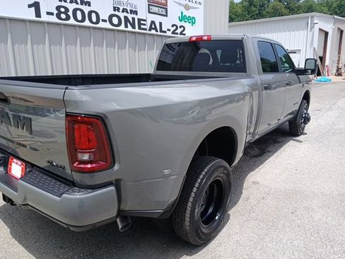 New 2026 RAM 3500 Big Horn AWD/4WD image 3