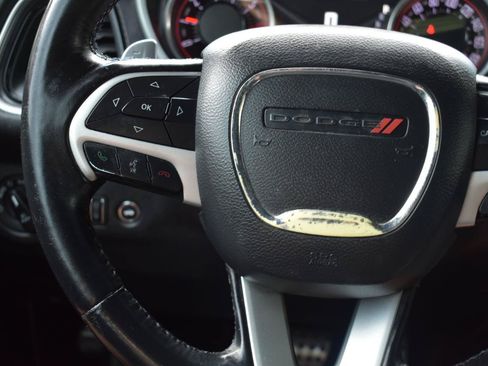 Used 2016 Dodge Challenger R/T Scat Pack w/ Leather Interior Group RWD image 24
