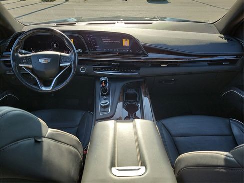 Used 2023 Cadillac Escalade Premium Luxury w/ LPO, Radiant Package image 13