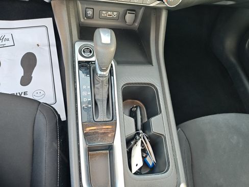 Used 2024 Nissan Sentra SV FWD image 21