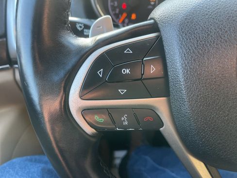 Used 2014 Jeep Grand Cherokee Limited image 24