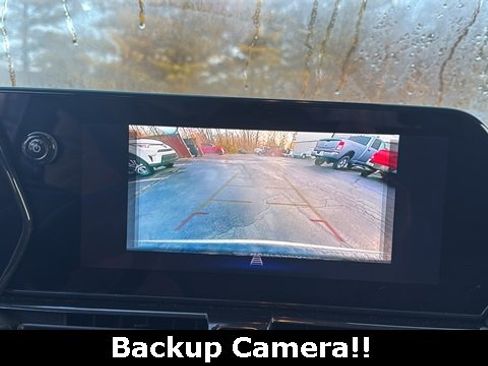 Used 2024 Chevrolet TrailBlazer LT image 3