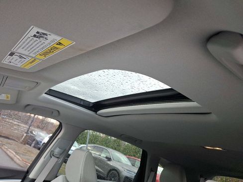 Used 2018 Acura MDX SH-AWD w/ Technology Package image 14