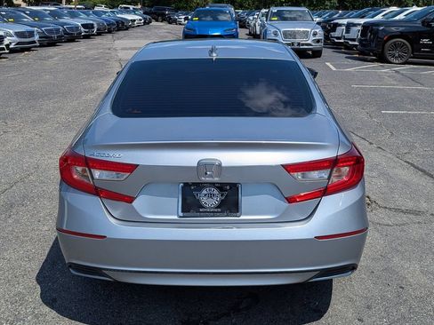 Used 2018 Honda Accord EX-L image 8