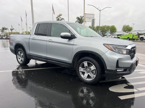 Used 2025 Honda Ridgeline RTL image 9