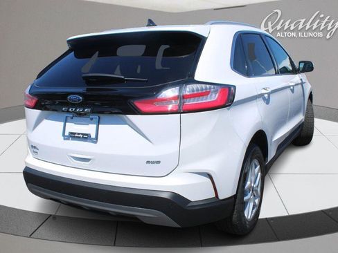 Used 2022 Ford Edge SEL w/ Convenience Package AWD/4WD image 4