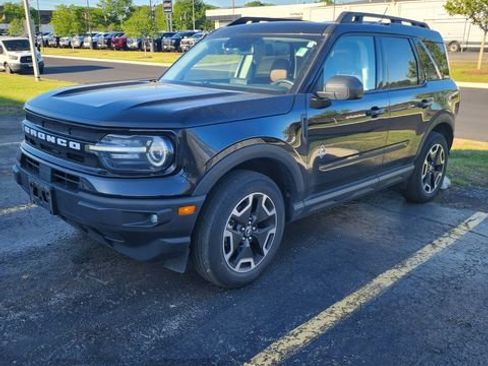 Used 2023 Ford Bronco Sport Outer Banks w/ Tech Package AWD/4WD image 1