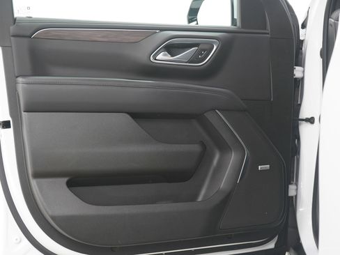 Used 2021 Chevrolet Tahoe Z71 image 22