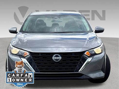 Used 2024 Nissan Sentra SV FWD image 2