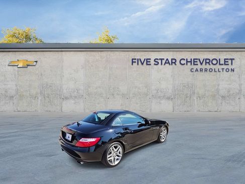 Used 2015 Mercedes-Benz SLK 250 image 8