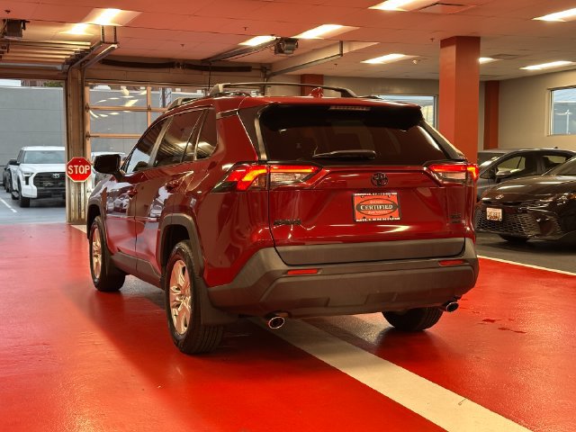 Used 2019 Toyota RAV4 XLE w/ Convenience Package AWD/4WD image 5