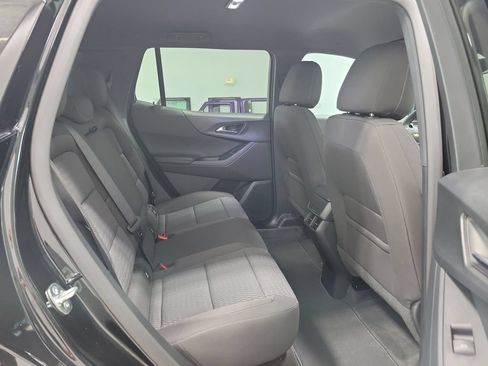 Used 2026 Chevrolet Equinox LT AWD/4WD image 16