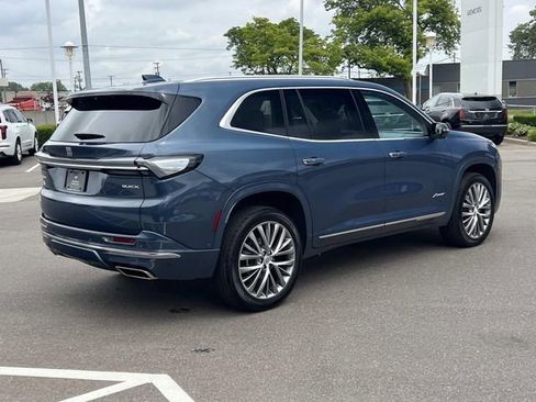Used 2026 Buick Enclave Avenir w/ Super Cruise Package AWD/4WD image 60