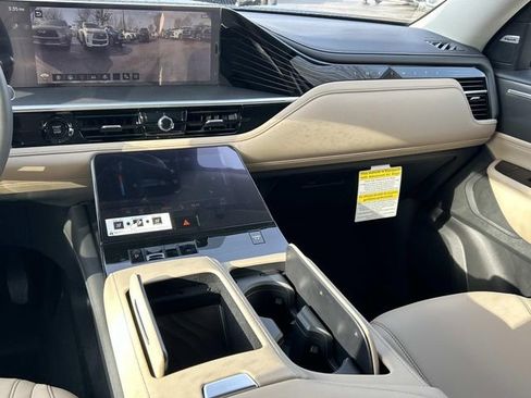 New 2026 INFINITI QX80 Pure image 26