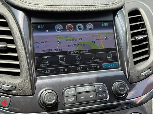 Used 2018 Chevrolet Impala Premier FWD image 23