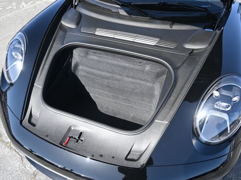 Used 2024 Porsche 911 GT3 image 45