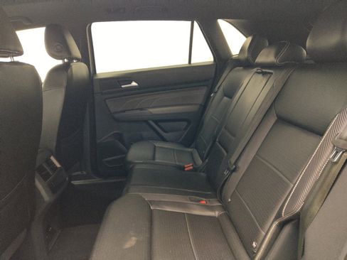Used 2021 Volkswagen Atlas Cross Sport SE w/ Panoramic Sunroof Package AWD/4WD image 18