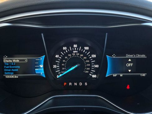 Used 2016 Ford Fusion SE FWD image 25
