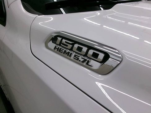 Used 2020 RAM 1500 Big Horn AWD/4WD image 16