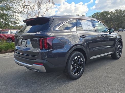New 2026 Kia Sorento S w/ S Panoramic Sunroof Package image 8