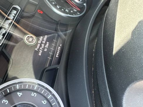 Used 2020 RAM 2500 Laramie AWD/4WD image 13