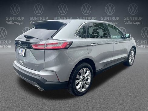 Used 2024 Ford Edge Titanium image 32