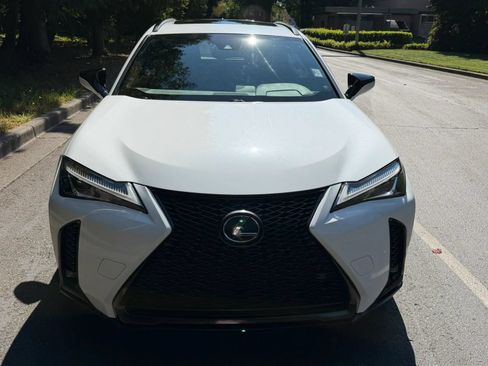 Used 2019 Lexus UX 200 F Sport w/ F Sport Premium Package FWD image 12