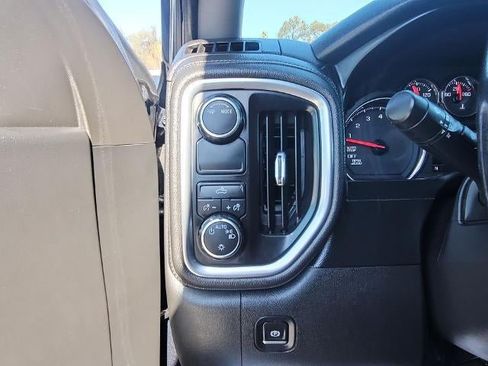 Used 2020 Chevrolet Silverado 1500 LT w/ All-Star Edition RWD image 17