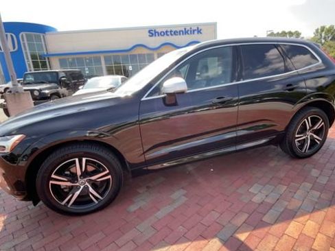 Used 2019 Volvo XC60 T5 R-Design w/ Protection Package Premier FWD image 6