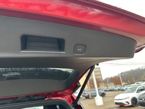 Certified 2024 Chevrolet Traverse RS w/ LPO, Floor Liner Package image 13