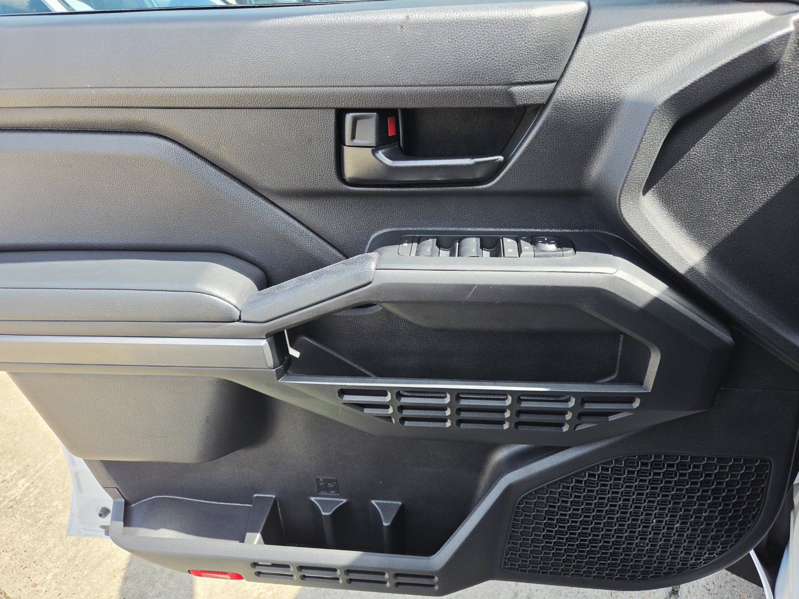 Used 2024 Toyota Tacoma SR5 RWD image 14