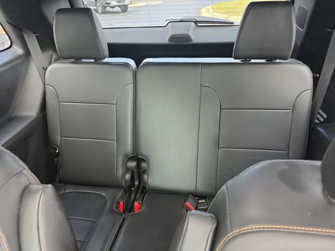 Certified 2018 Chevrolet Traverse Premier w/ Driver Confidence II Package FWD image 30