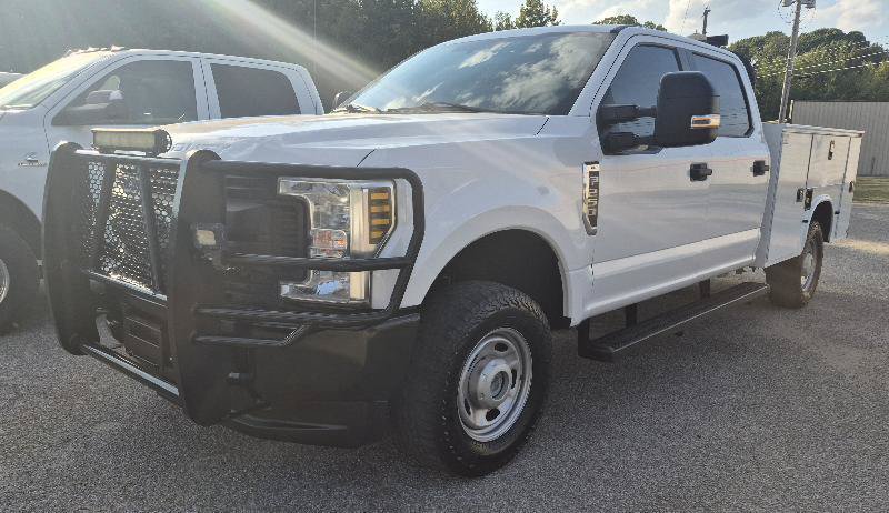 Used 2019 Ford F250 XL w/ Power Equipment Group AWD/4WD image 3