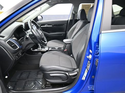 Used 2022 Kia Seltos Nightfall Edition image 11