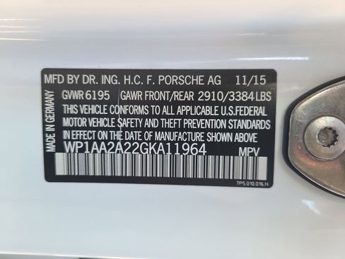 Used 2016 Porsche Cayenne image 26