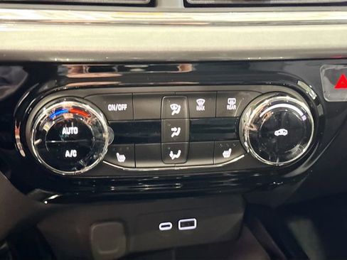 New 2026 Chevrolet Trax LT w/ Driver Confidence Package image 16