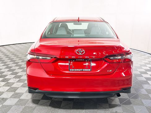 Used 2023 Toyota Camry LE w/ Convenience Package image 4