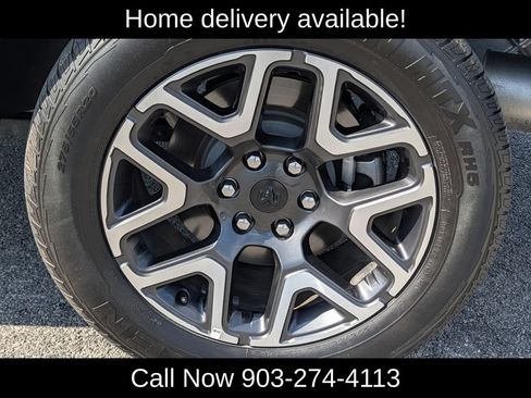 Used 2026 RAM 1500 Laramie AWD/4WD image 11