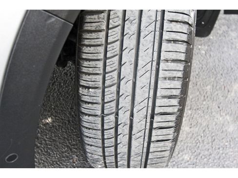 Certified 2023 Hyundai Santa Fe Limited image 34