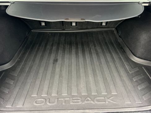 Used 2019 Subaru Outback 2.5i Limited w/ Popular Package #2 image 15