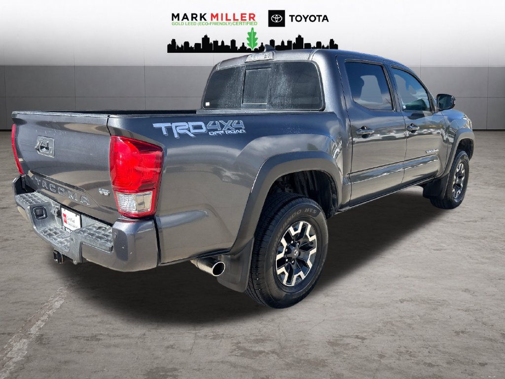 Certified 2017 Toyota Tacoma TRD Off-Road AWD/4WD image 6