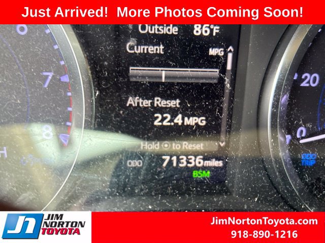 Used 2019 Toyota Highlander Plus FWD image 10