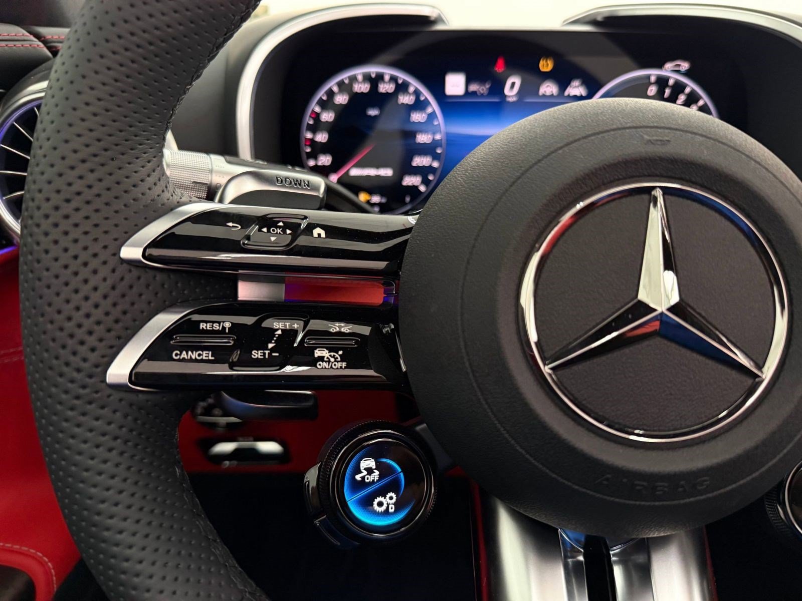 New 2026 Mercedes-Benz SL 63 AMG S e Performance 4MATIC image 15