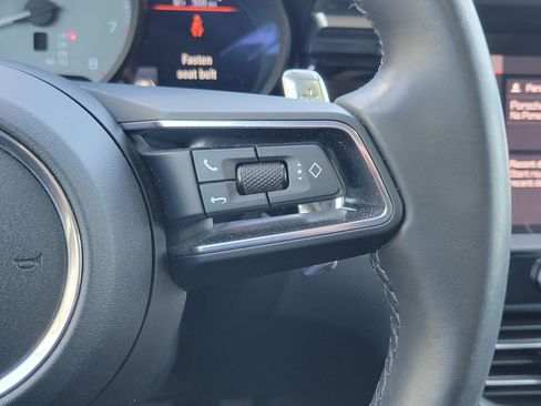 Certified 2023 Porsche Macan S image 14