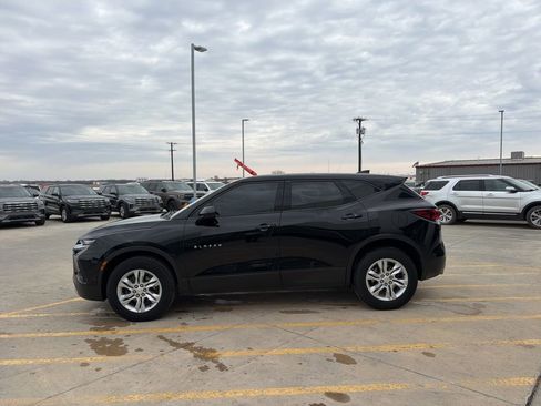 Used 2021 Chevrolet Blazer LT image 4