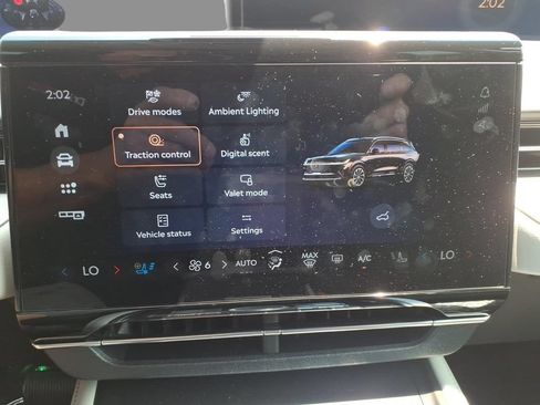 New 2024 Lincoln Nautilus Reserve w/ Equipment Group 203A AWD/4WD image 23