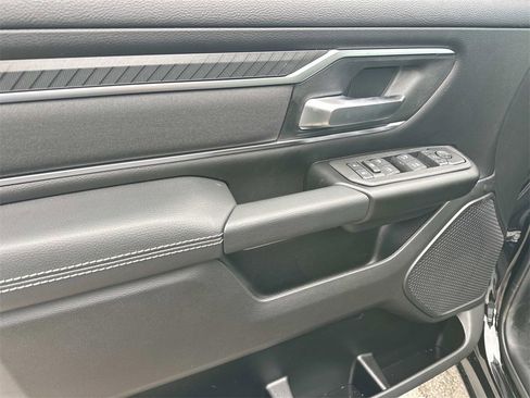 New 2026 RAM 1500 4x4 Crew Cab image 13
