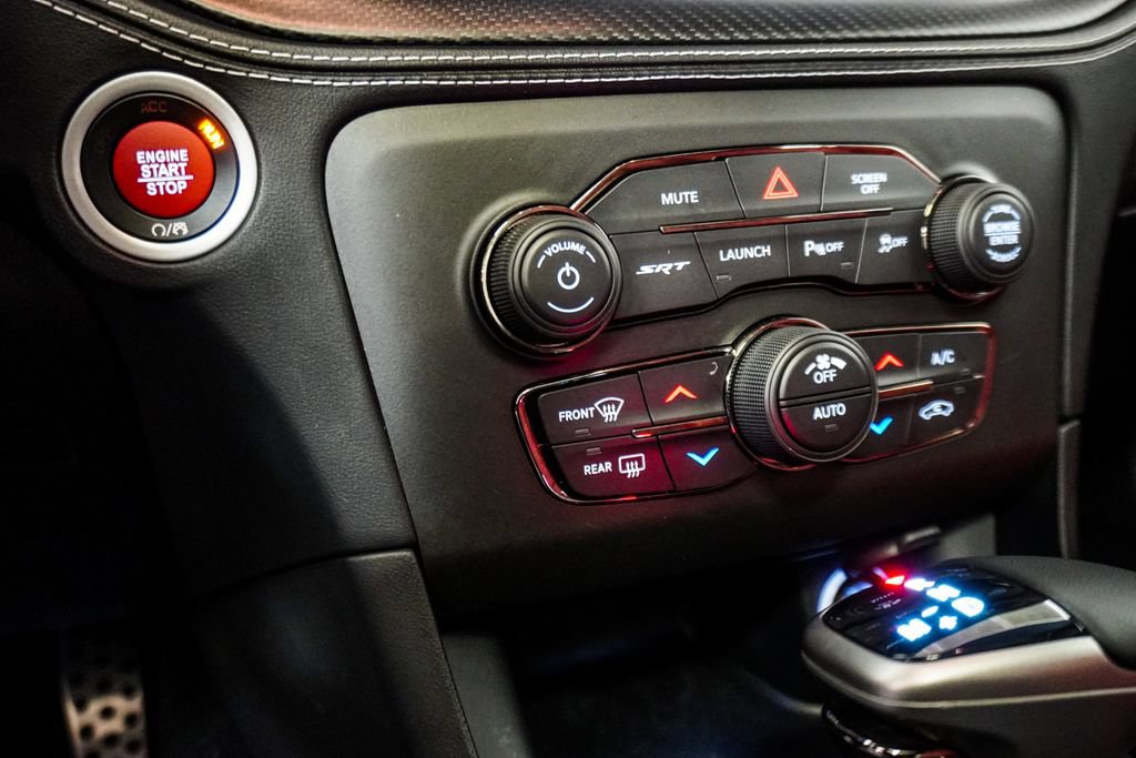 Used 2022 Dodge Charger SRT Hellcat w/ Carbon/Suede Interior Package RWD image 24