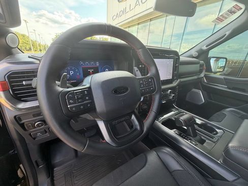Used 2025 Ford F150 Raptor AWD/4WD image 21